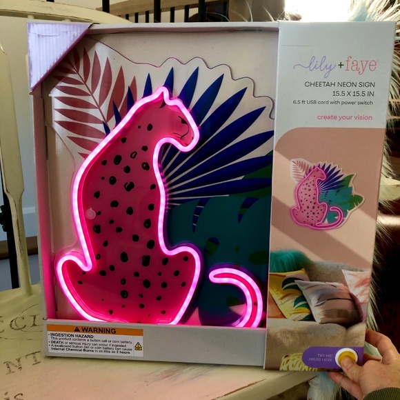 Cheetah, Pink, Neon Sign, 15.5" x 15.5", NEW in Box, USB Cable Operated - Picture 1 of 8